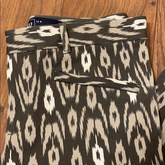GAP Printed Slacks Size 14 R - Picture 2 of 7